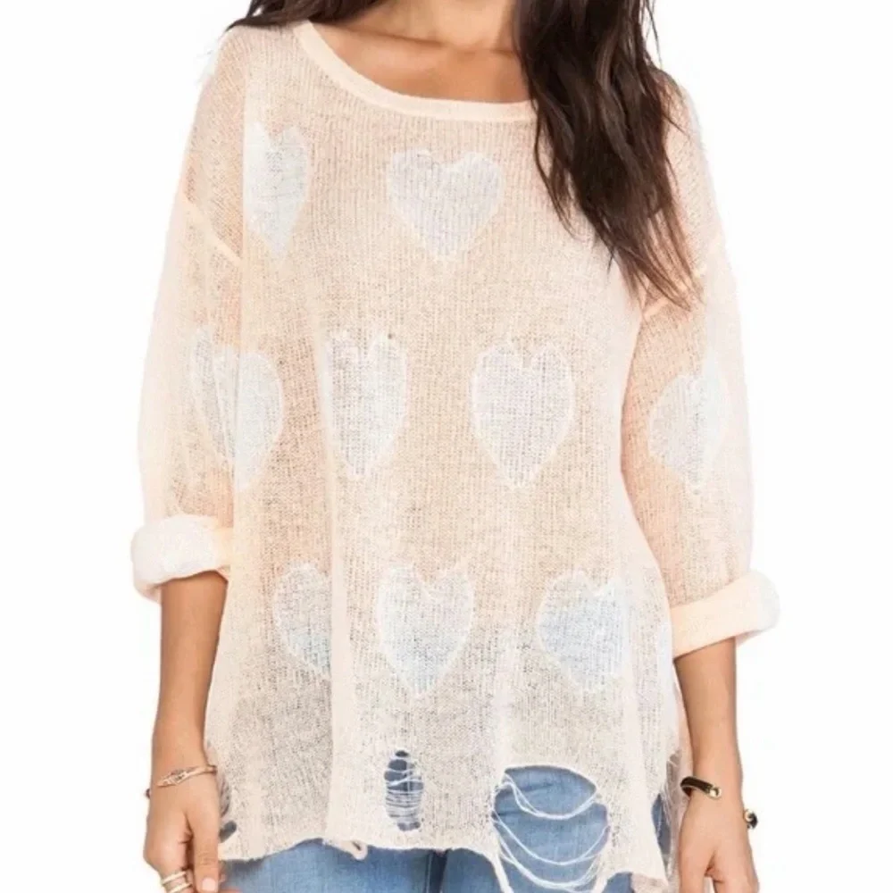 Wildfox Lennon All over Lover Heart Sweater Distressed EUC Small - Picture 8 of 8